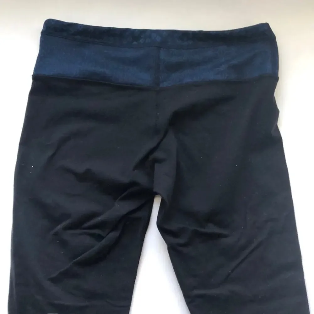 Lululemon Reversible Wunder Under Crop II Size 6